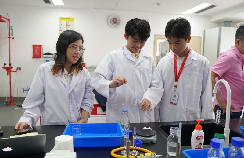 Trải nghiệm thực hành thí nghiệm cùng SNA