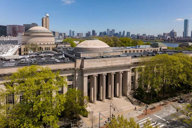 Princeton University (Ivy League)